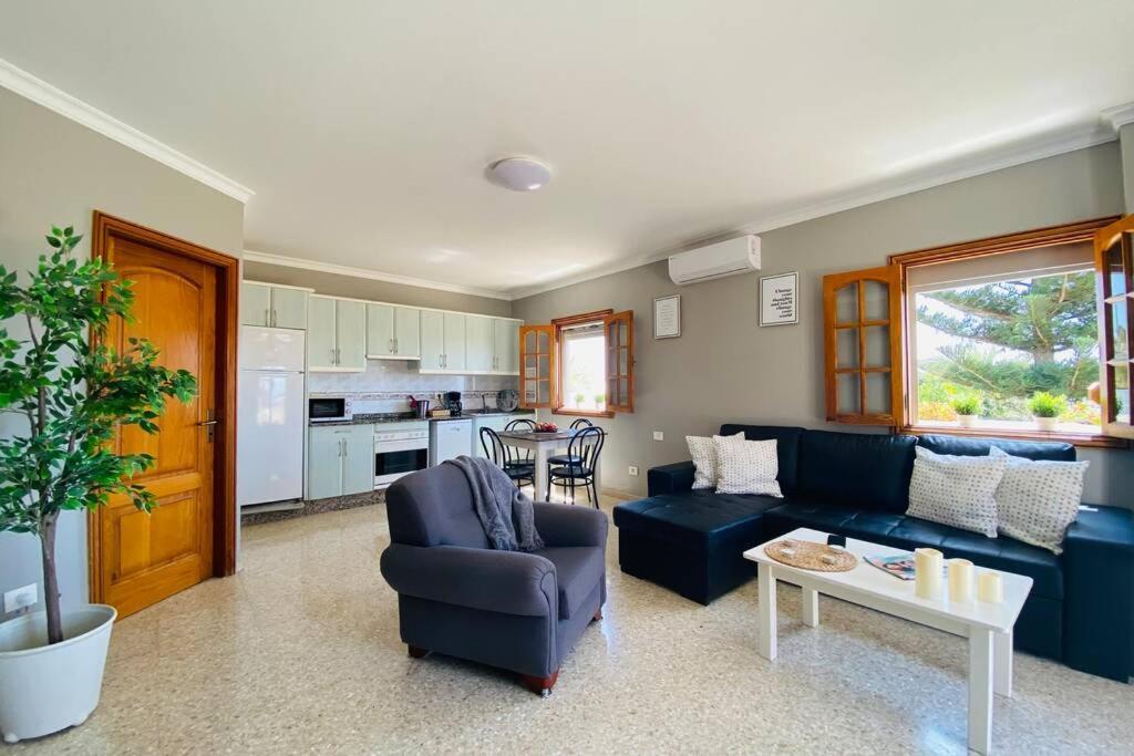 2 Apartments With Private Pool At Villa Diaz Aleman 萨洛夫雷 外观 照片