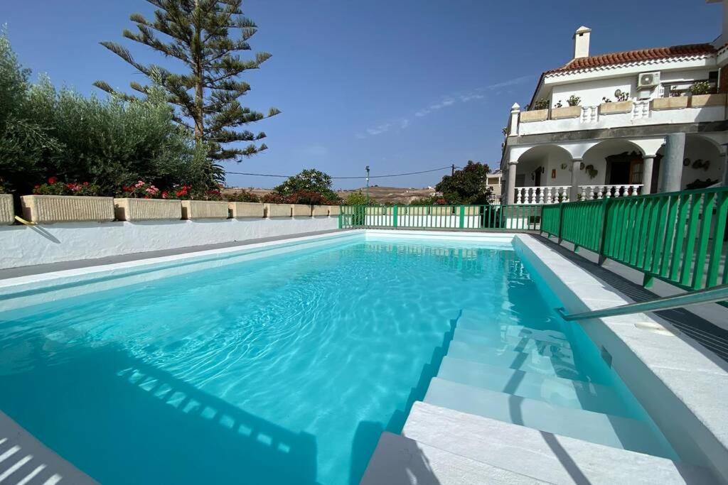 2 Apartments With Private Pool At Villa Diaz Aleman 萨洛夫雷 外观 照片